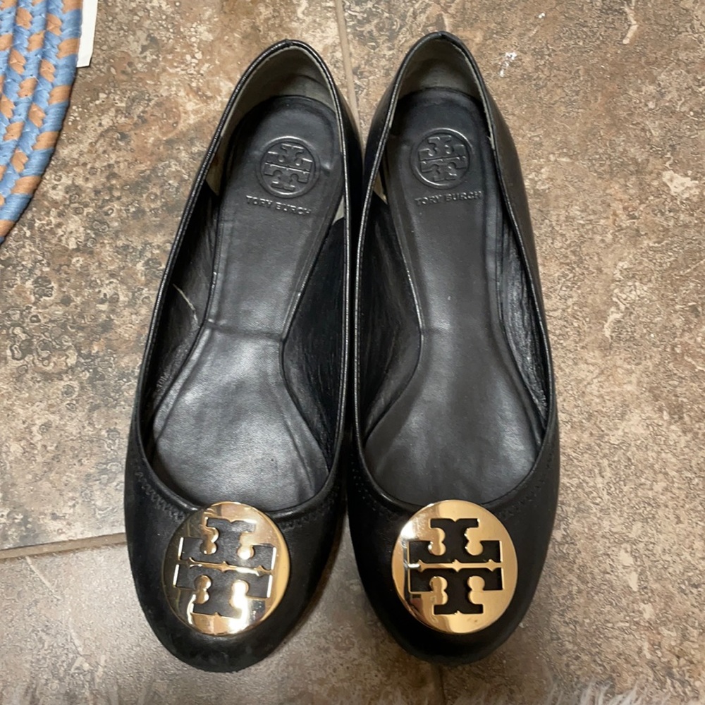 wore Tory Burch flats I have tons more on my page